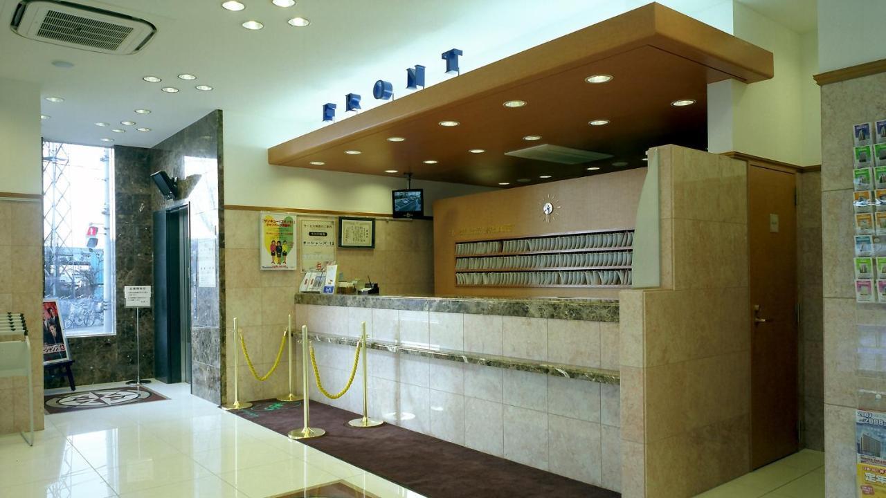 Toyoko Inn Aizuwakamatsu Ekimae Exterior photo